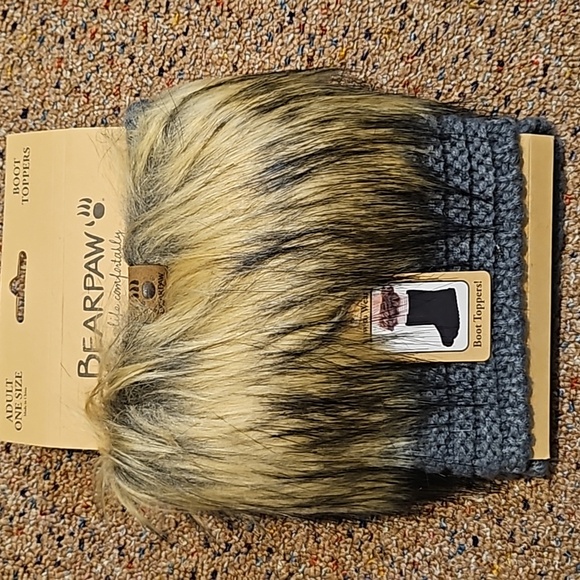 NEW! BEARPAW Faux Fur and Knit Furry Boot Toppers!! - Picture 1 of 6